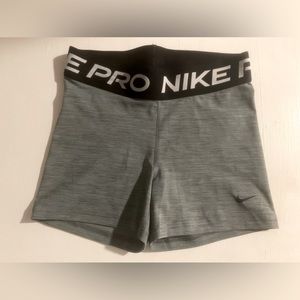 Nike Pro Shorts Size Small Grey